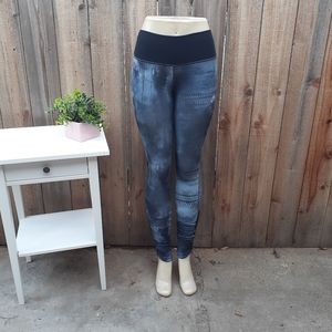 Nike Dri-Fit Printed Leggings Size Medium